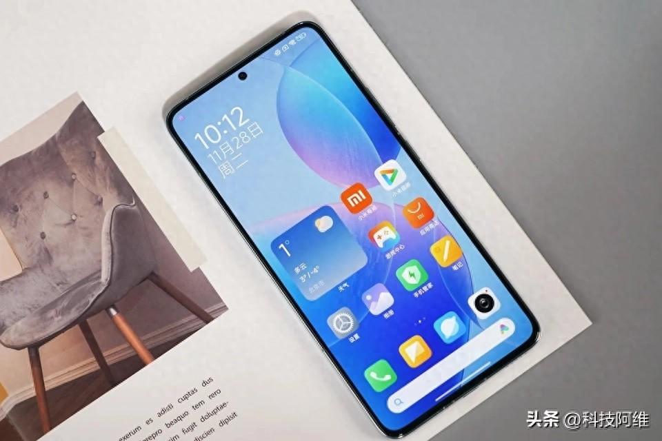 发布会新机虽诱人，但别忽视旧机型降价，骁龙 8Gen3 旗舰低价真香