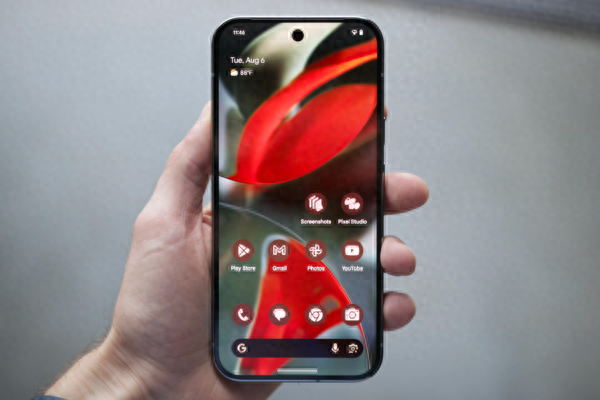谷歌正式发布 Pixel 9 系列手机，搭载 Tensor G4 芯片，起售价 799 美元