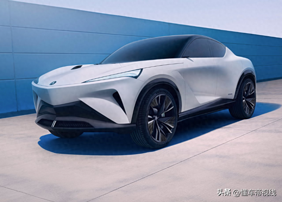 讴歌 Performance EV 概念车官图发布，定位高性能 SUV，2025 年底量产
