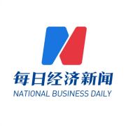 顺丰快递小哥现状曝光：工作超时长，回家和女友说话时间都没有？