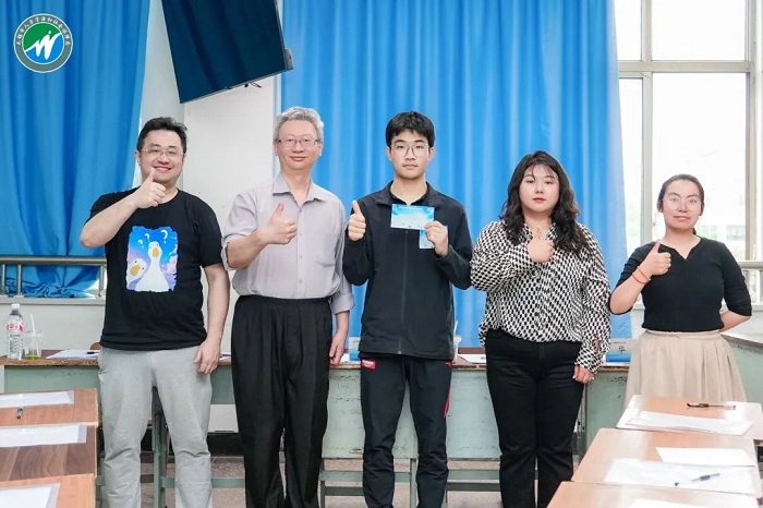 锡心关爱服务季收官，AI测评助力大学生提升就业竞争力
