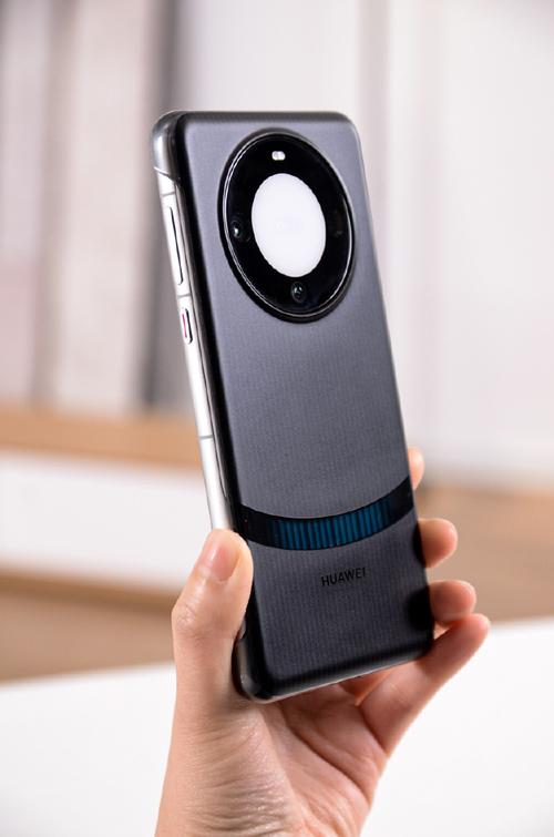 华为微泵液冷壳，散热防摔超薄设计，智感温控畅享游戏体验