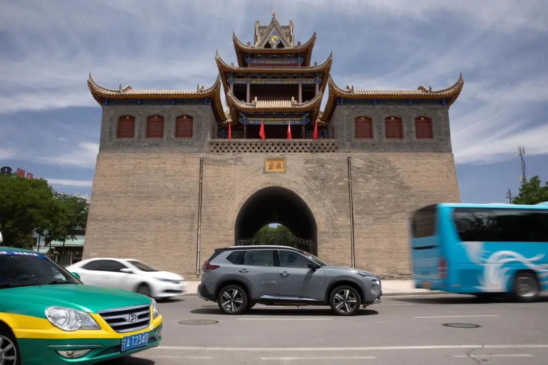 动力强、四驱更强的城市SUV!试驾全新一代奇骏