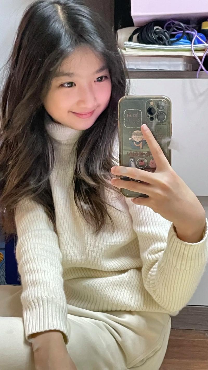 详细阅读:苹果手机自拍功能受关注,这些技巧助你拍出高清自拍照 苹果手机自拍功能受关注,这些技巧助你拍出高清自拍照