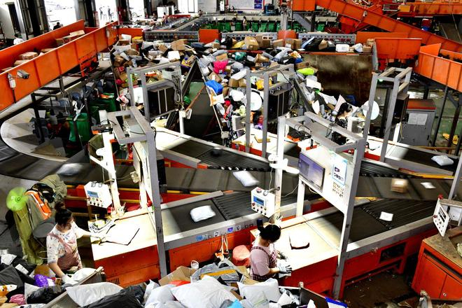 详细阅读:商家很难识别和举证! AI造假图片或将“只退款”变成新的诈骗工具。谁应该为滥用技术付出代价? 商家很难识别和举证! AI造假图片或将“只退款”变成新的诈骗工具。谁应该为滥用技术付出代价?