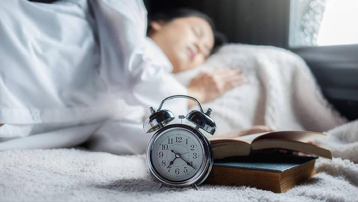 睡着玩手机的正确姿势