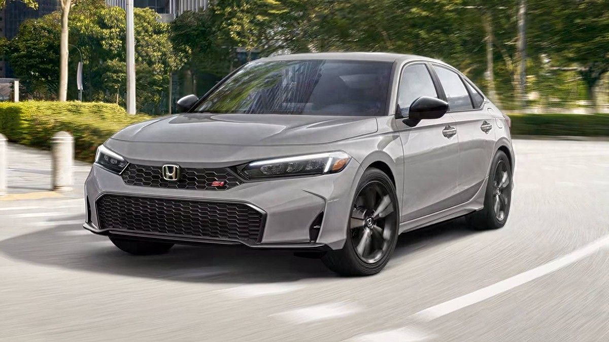 2026款本田思域Si测评：驾驶乐趣足，配置丰富动力强